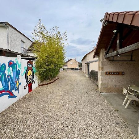 Chez Marcel - Maison 3 Chambres Lussac-les-Châteaux Exteriér fotografie
