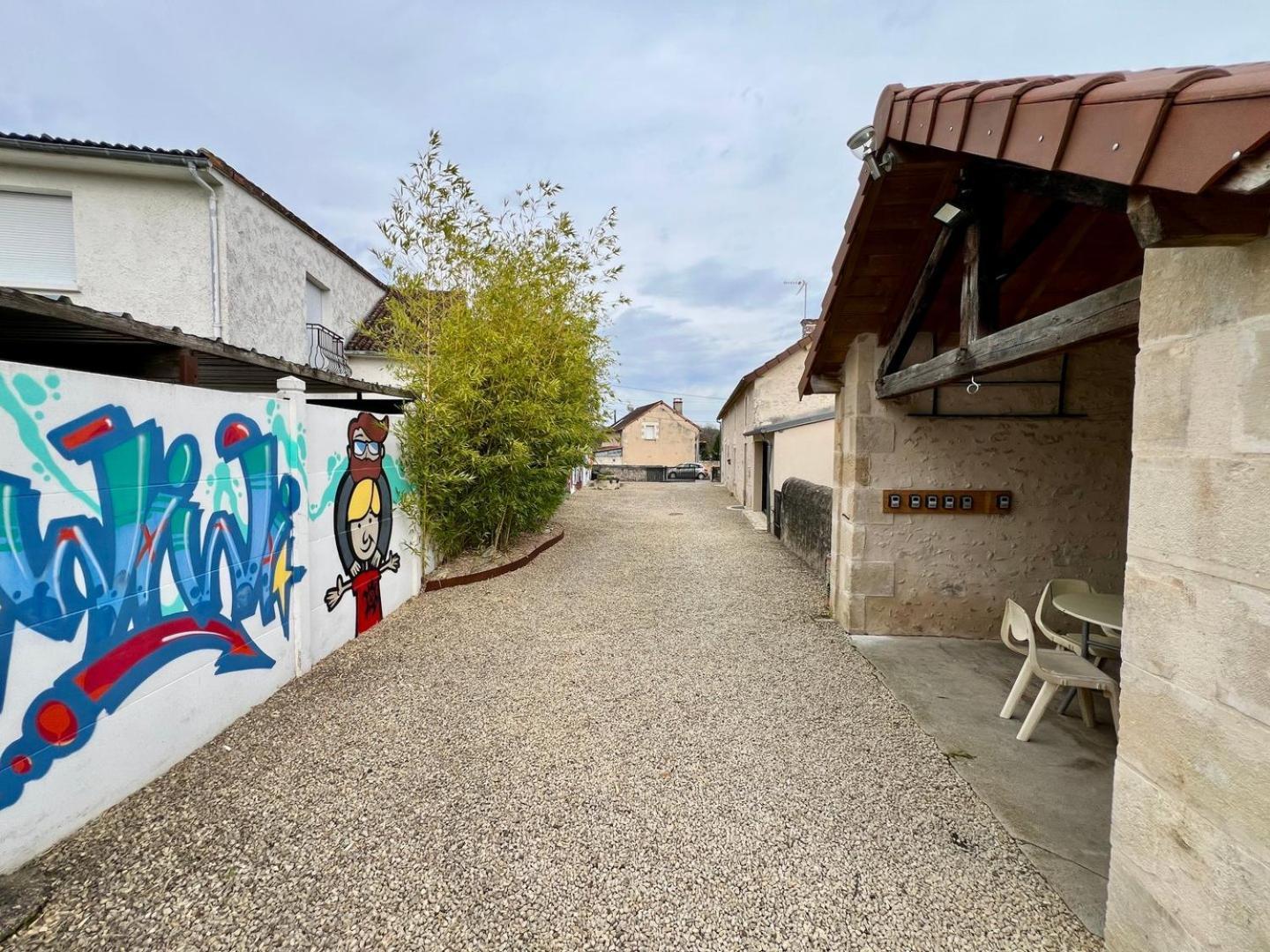 Chez Marcel - Maison 3 Chambres Lussac-les-Châteaux Exteriér fotografie