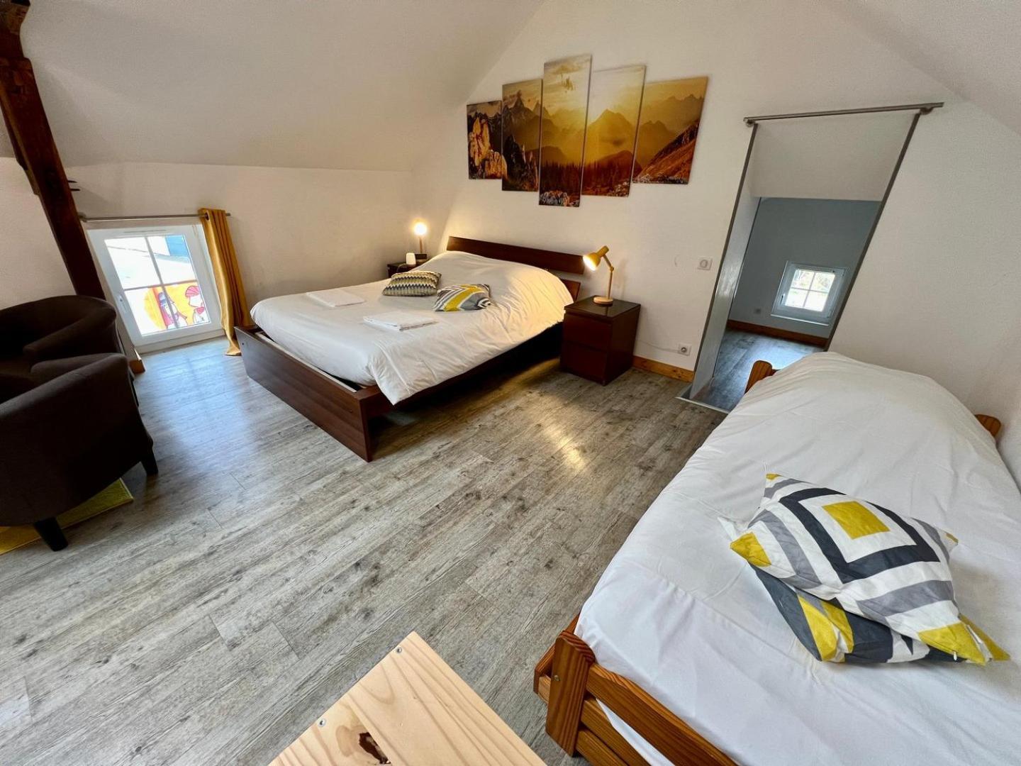 Chez Marcel - Maison 3 Chambres Lussac-les-Châteaux Exteriér fotografie