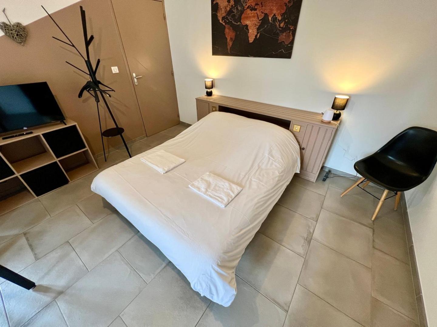 Chez Marcel - Maison 3 Chambres Lussac-les-Châteaux Exteriér fotografie