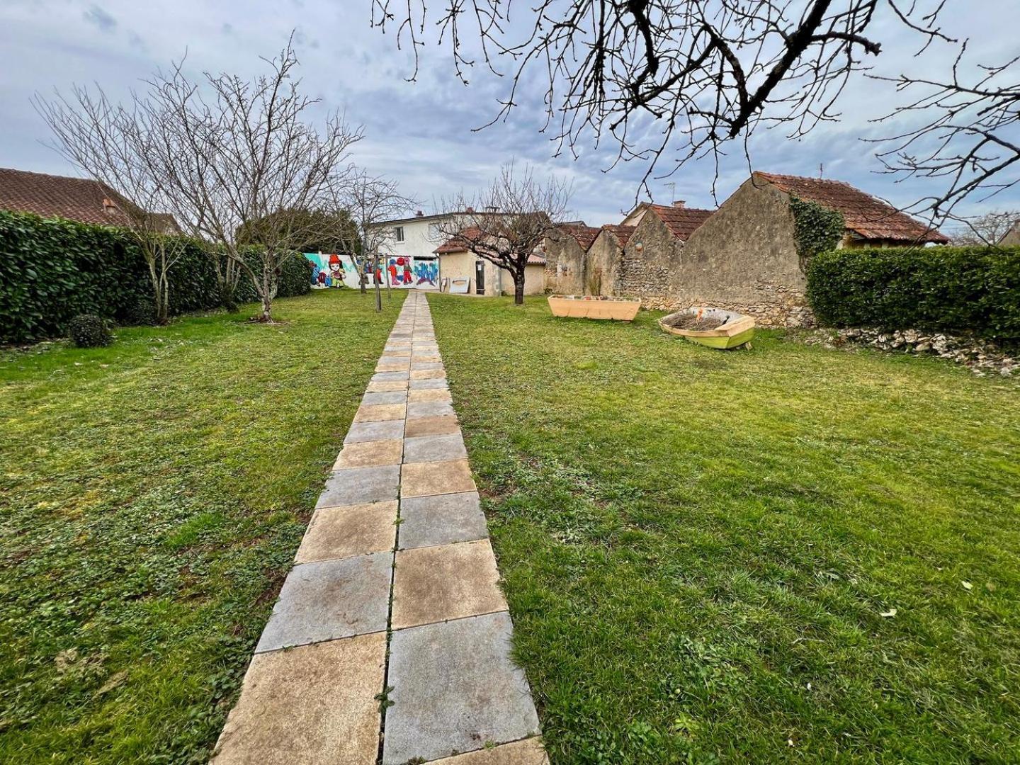 Chez Marcel - Maison 3 Chambres Lussac-les-Châteaux Exteriér fotografie